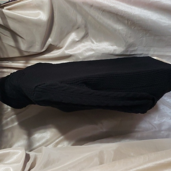 Vercini. Absolutely Beauty Black Cable Knit & Faux Fur Collared Cardigan. 2XL - Picture 7 of 16